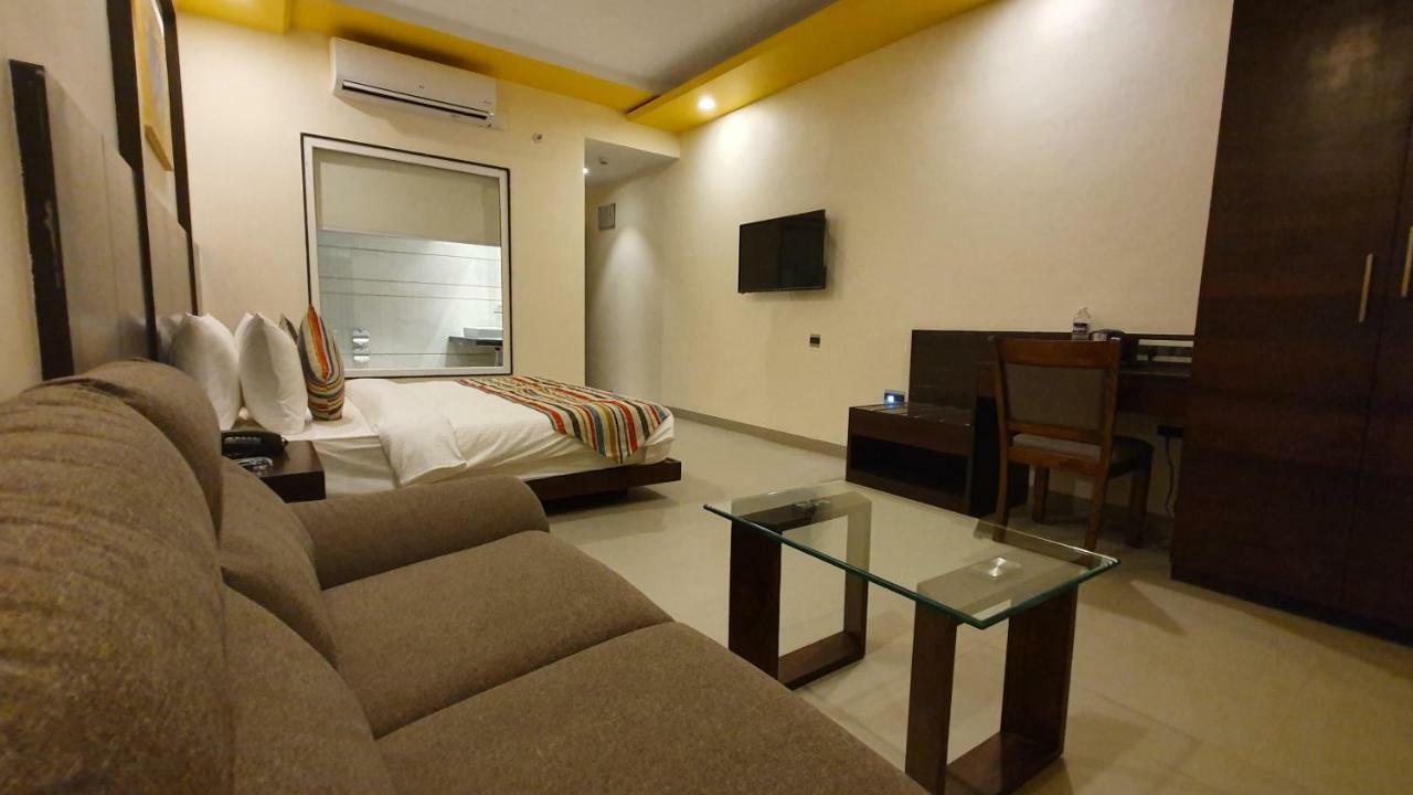 Regenta Central North Goa, Arpora Exteriér fotografie