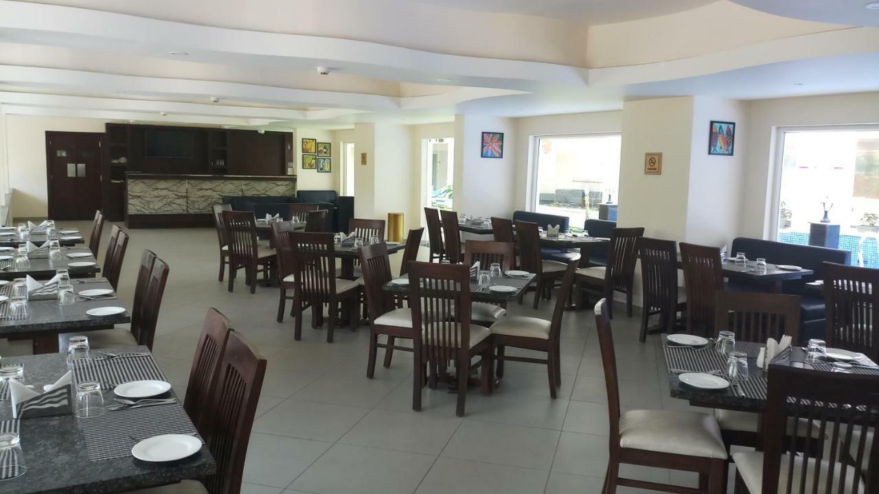 Regenta Central North Goa, Arpora Exteriér fotografie
