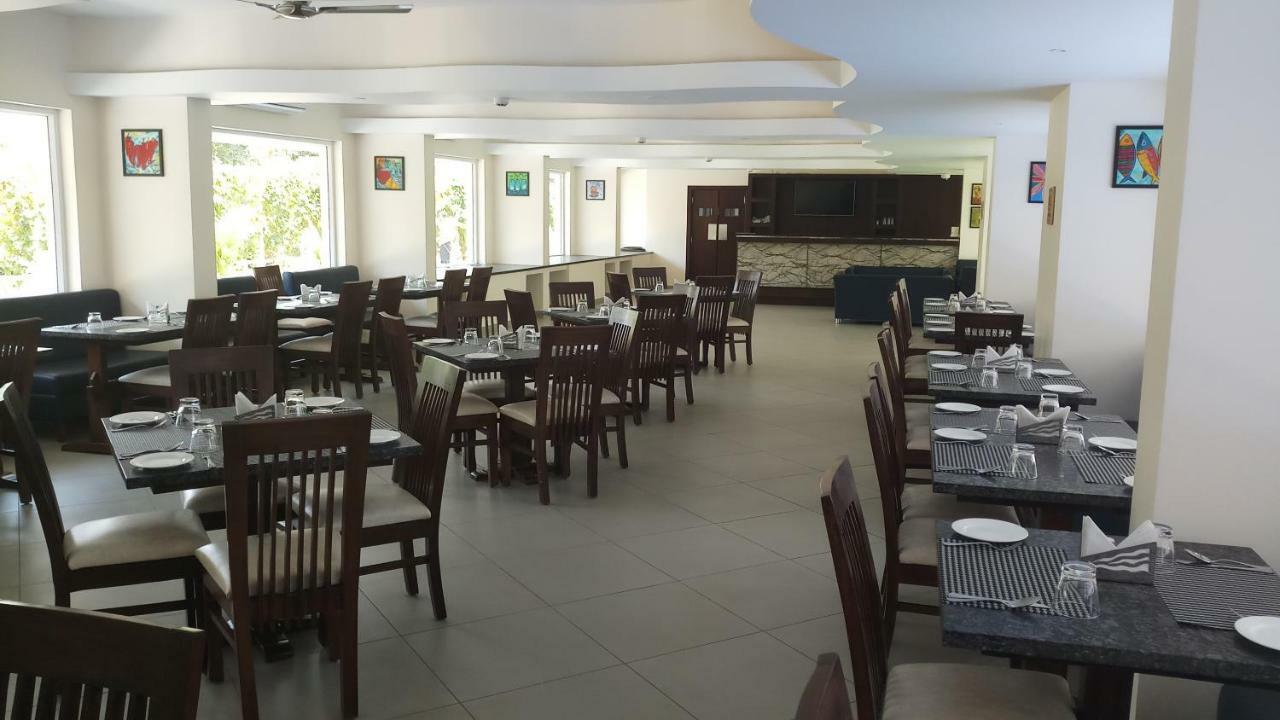 Regenta Central North Goa, Arpora Exteriér fotografie