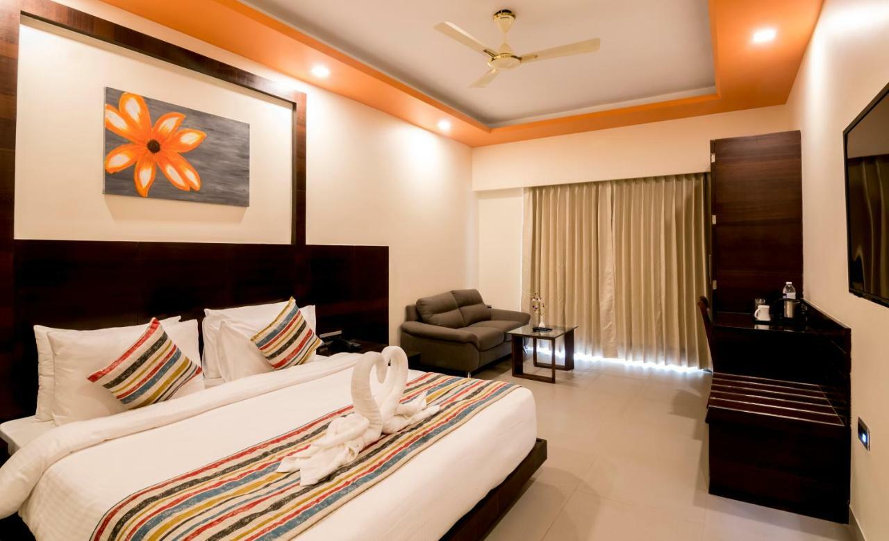 Regenta Central North Goa, Arpora Exteriér fotografie